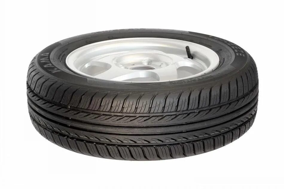 Летние шины какие лучше r14. Кама Breeze НК-132. Кама Breeze 132 175/70 r13 82t. Кама Бриз 175/70 r13. Кама Бриз 195/65/15.