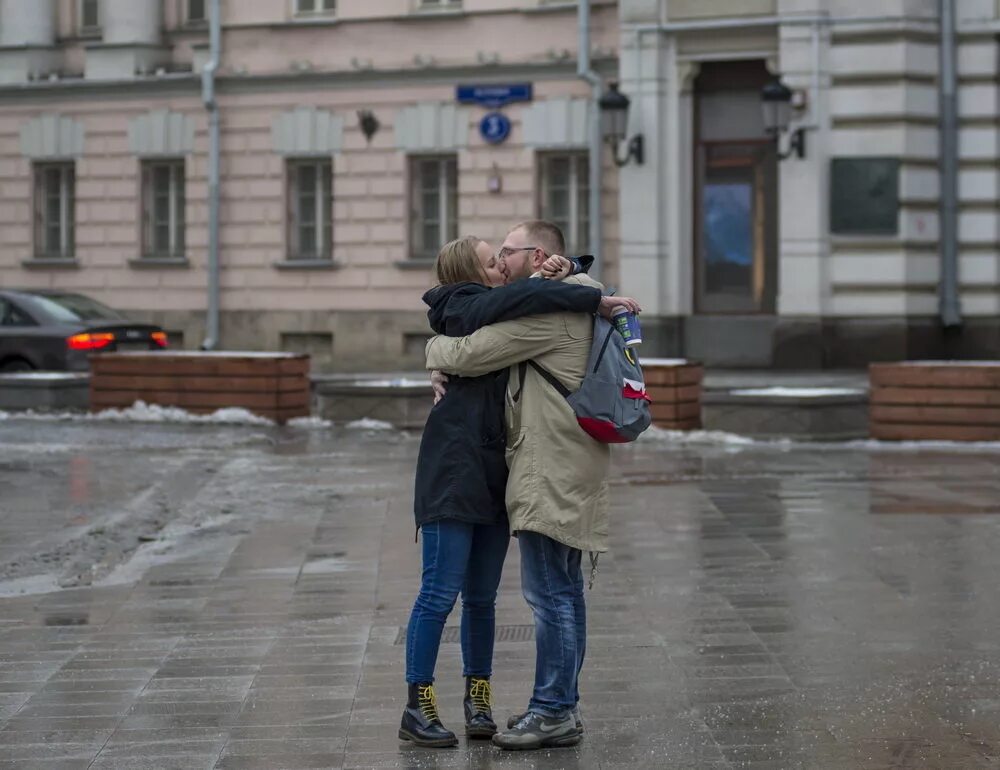 посреди улицы