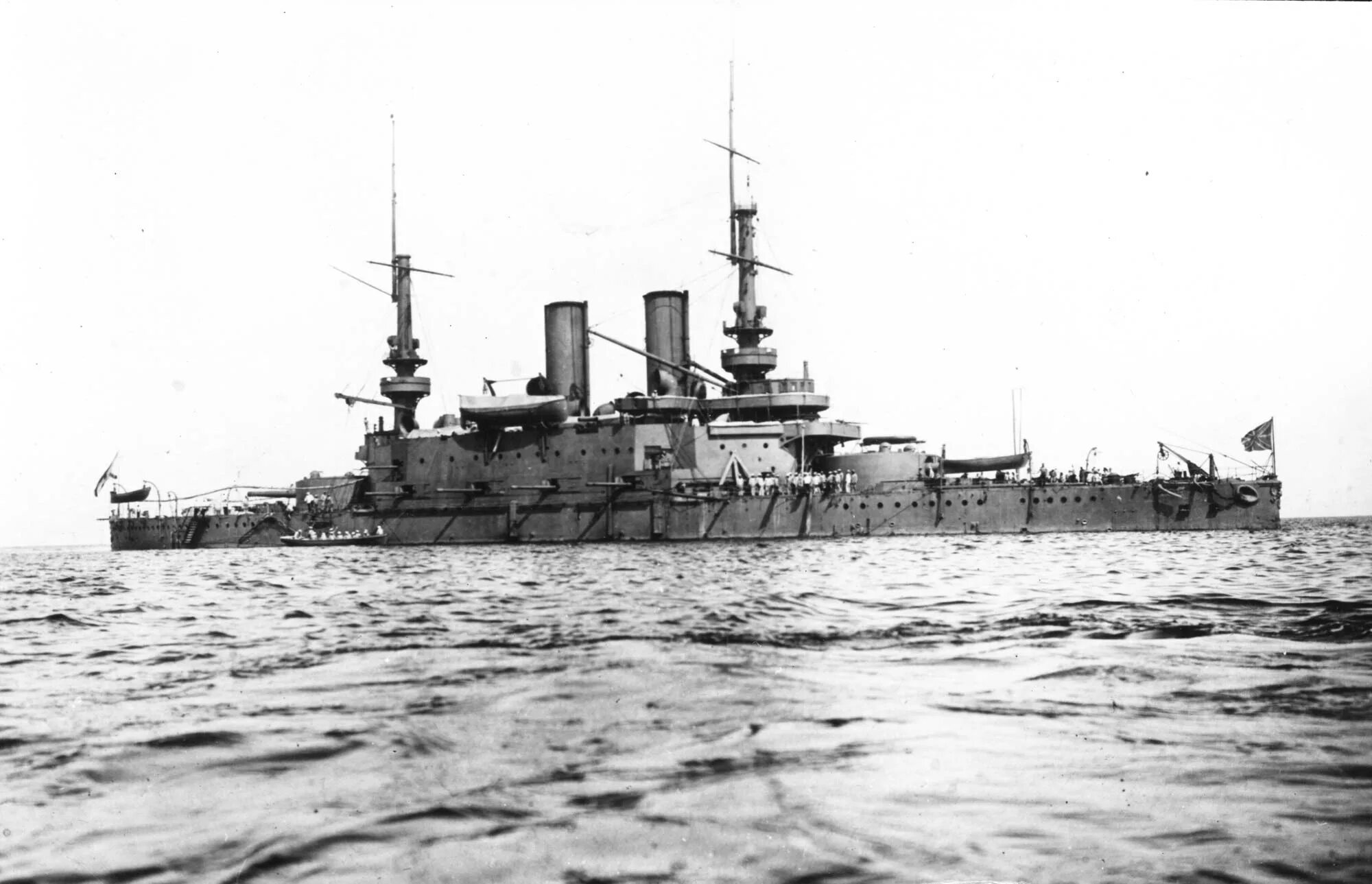 Броненосец император александр 3. Эскадренный броненосец ростислав. Эскадренный броненосец три святителя. Броненосец 3. Эскадренный броненосец ростислав.