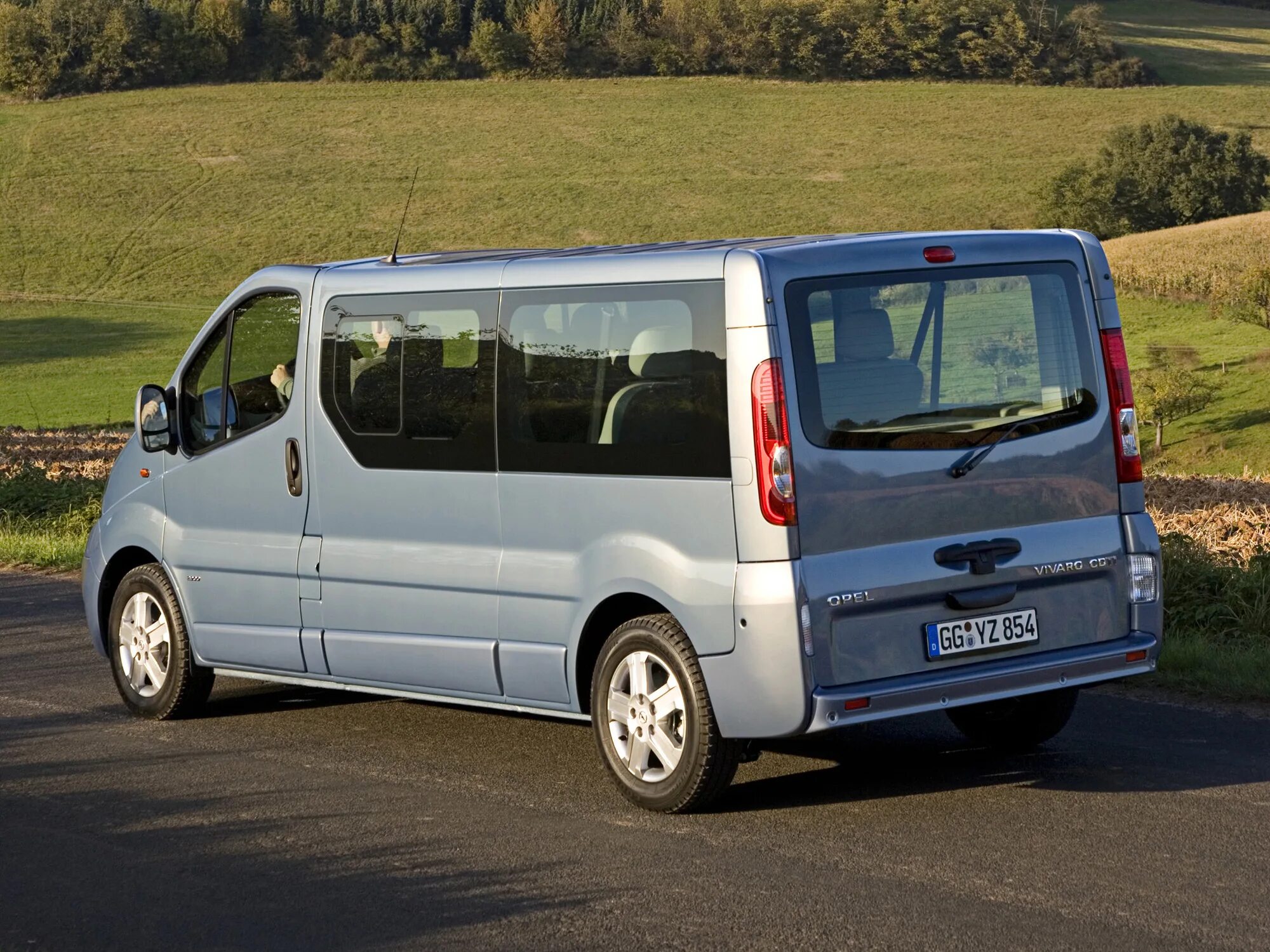 Виваро микроавтобусы. Opel vivaro. опель виваро 2006. опель виваро пассажирский. opel vivaro 2014.