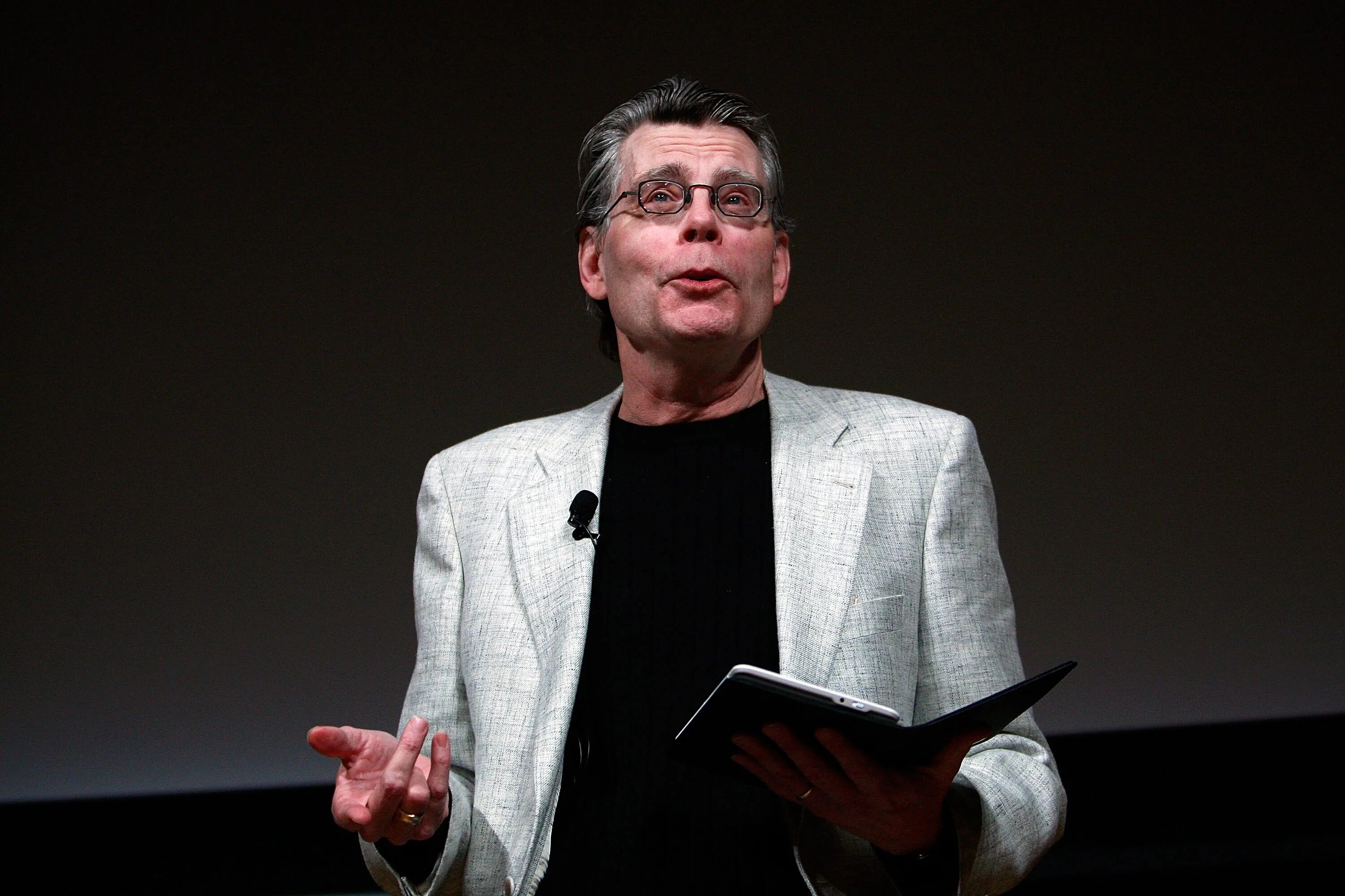 Steven king. Стивен кинг. ричард бахман. stephen edwin king. стивен стинг.