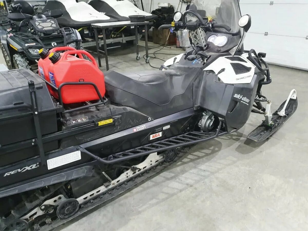 Ski doo expedition se