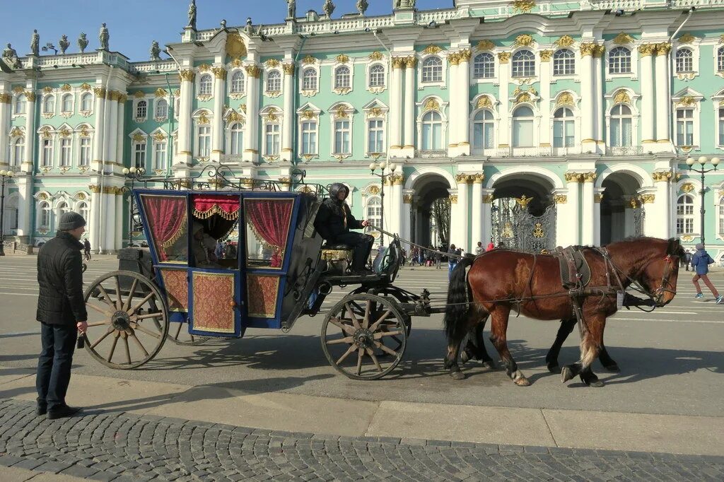 дилижанс карета. суздаль извозчики. извозчик кучер ямщик профессии. ямщик 19 век. экипаж с лошадьми.