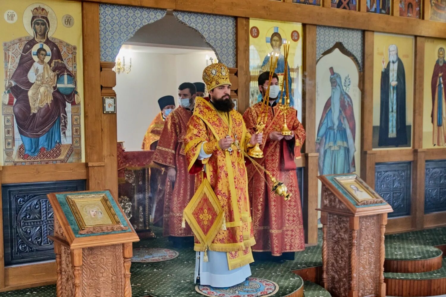 троицкий храм таганрог. таганрог служба в церкви. таганрог служба в церкви. таганрог служба в церкви. липкинские поминовения.