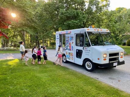 Ice Cream Truck Refreshin' Concessions.