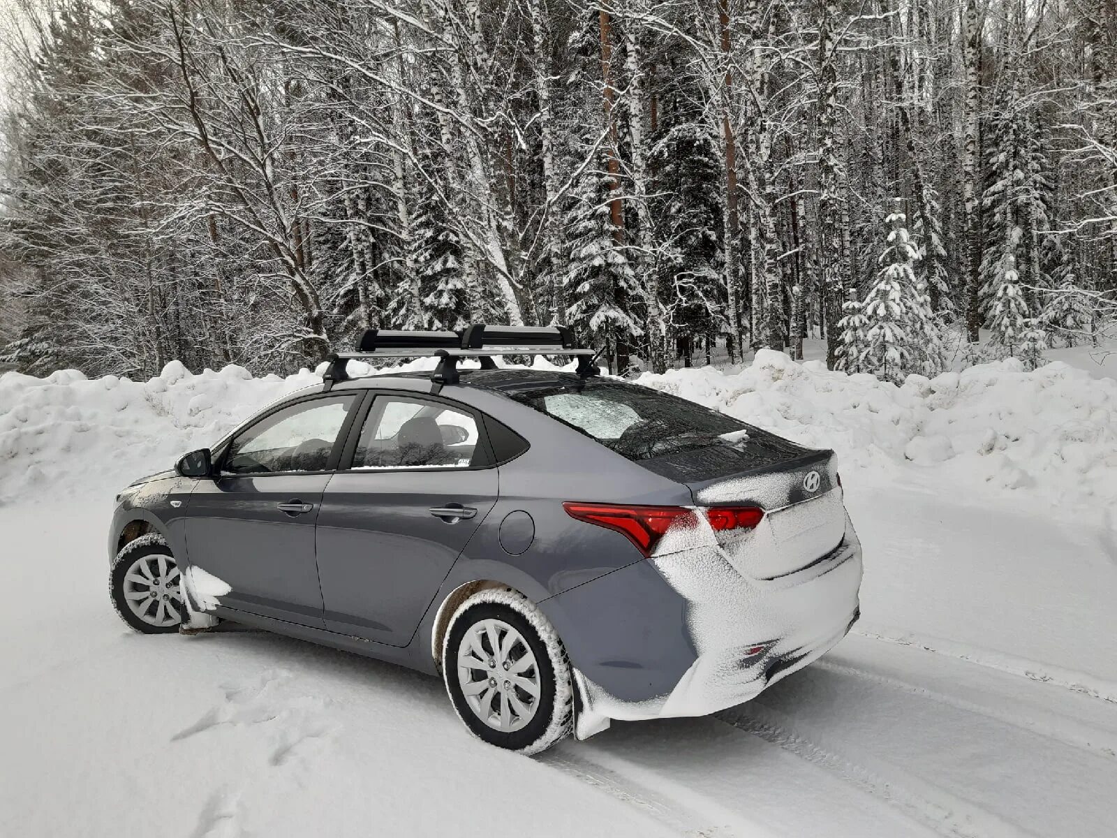 Багажник солярис 2019. Багажник солярис 1. багажник на крышу hyundai solaris 2. солярис атлант. багажник атлант hyundai solaris 2017 атлант.