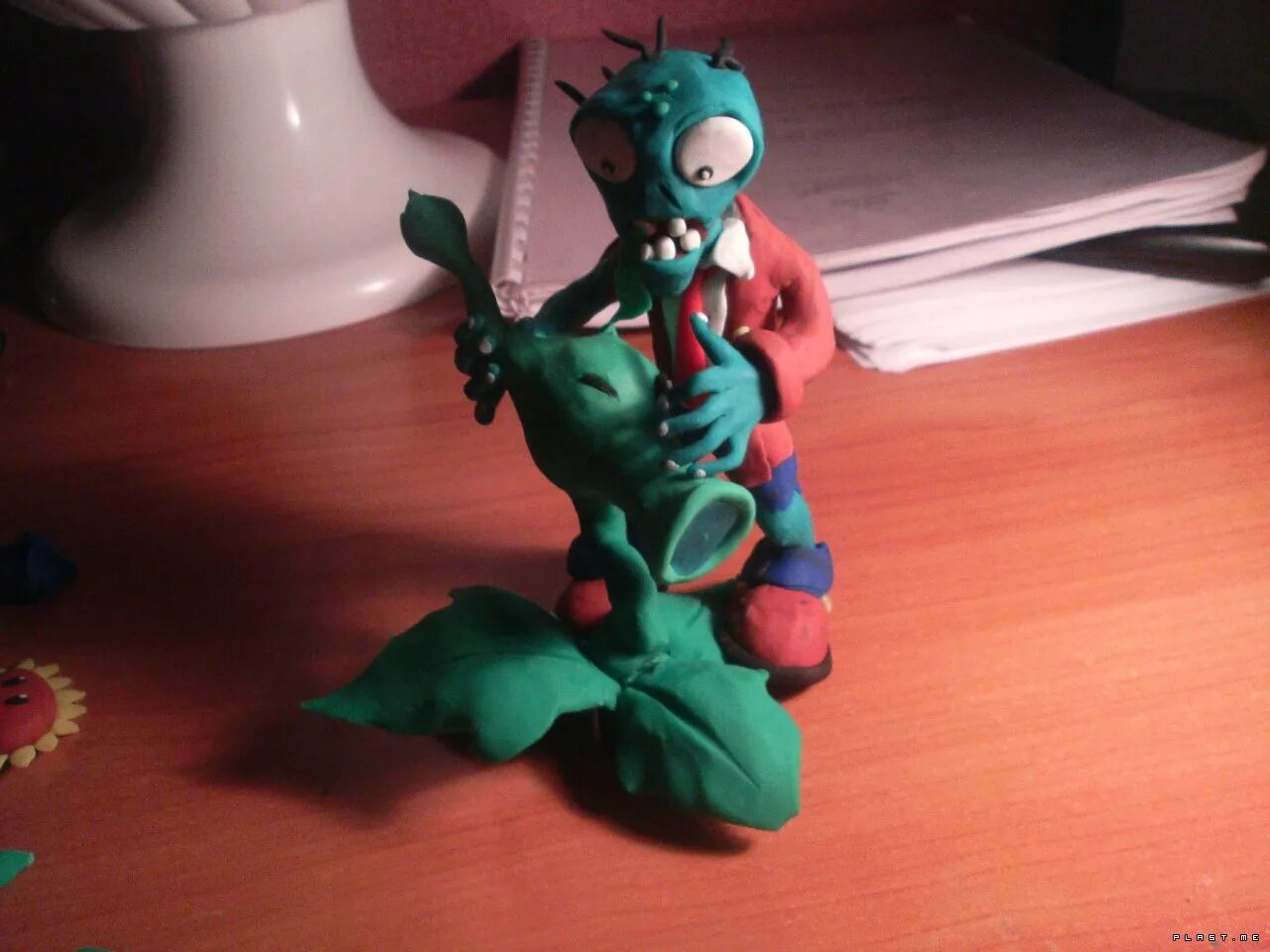 лепка из пластилина зомби. лепка из пластилина зомби. зомби из пластилина реалистичного. зомби из пластилина. зомби фигурки из пластилина.