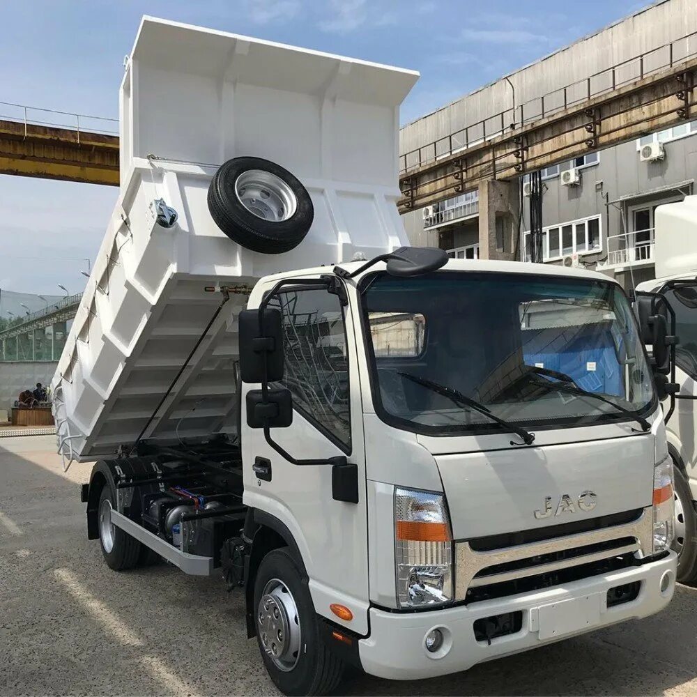 Китайский самосвал jac hfs3252. Китайский самосвал жак 8на4 фото. Jac n350. Jac n350 самосвал. Самосвал джак н 350.