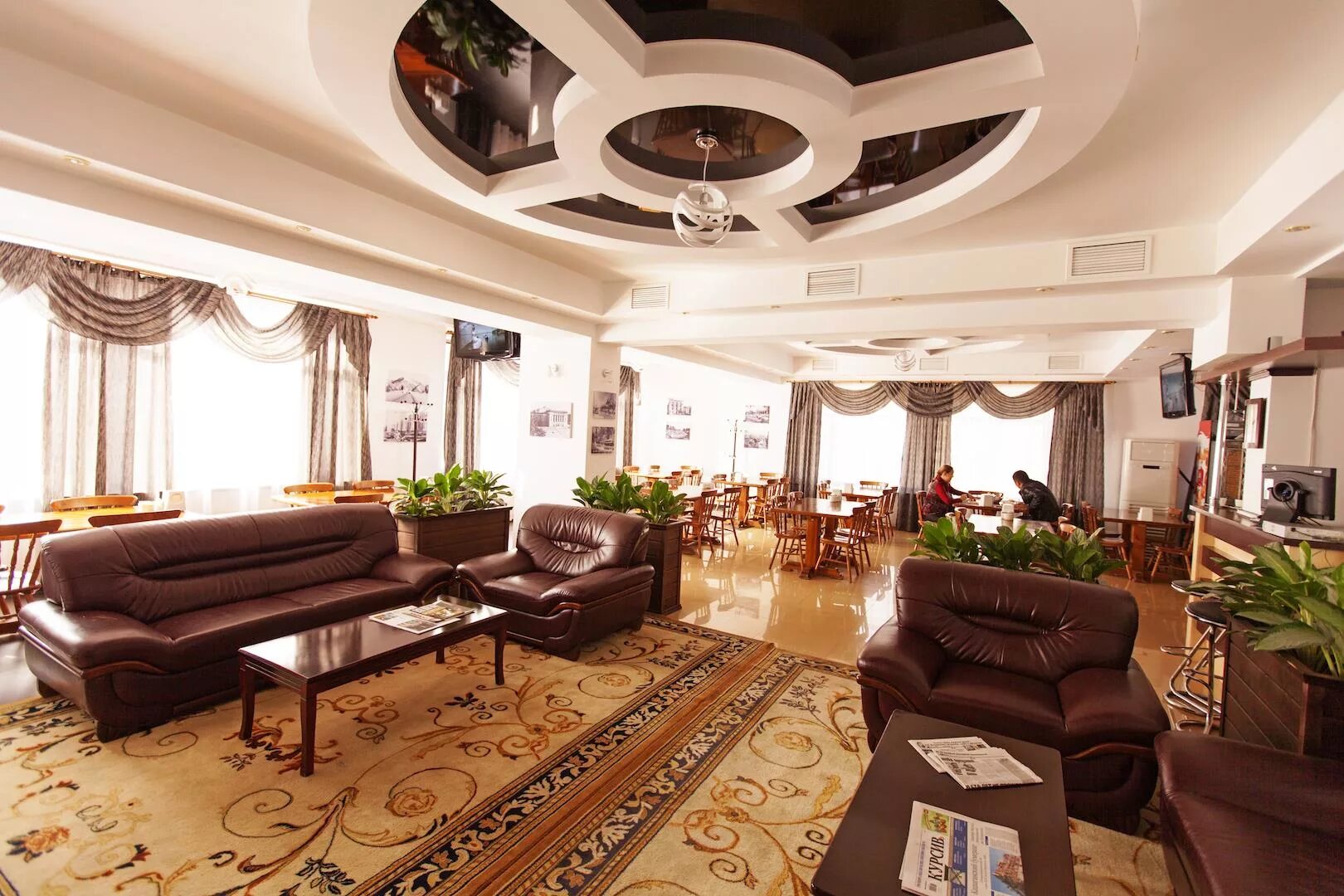 Гостиница novotel в алматы. Гостиница центр алматы. Гостиница алматы номера. Гостиница уют. Novotel almaty city center алматы.