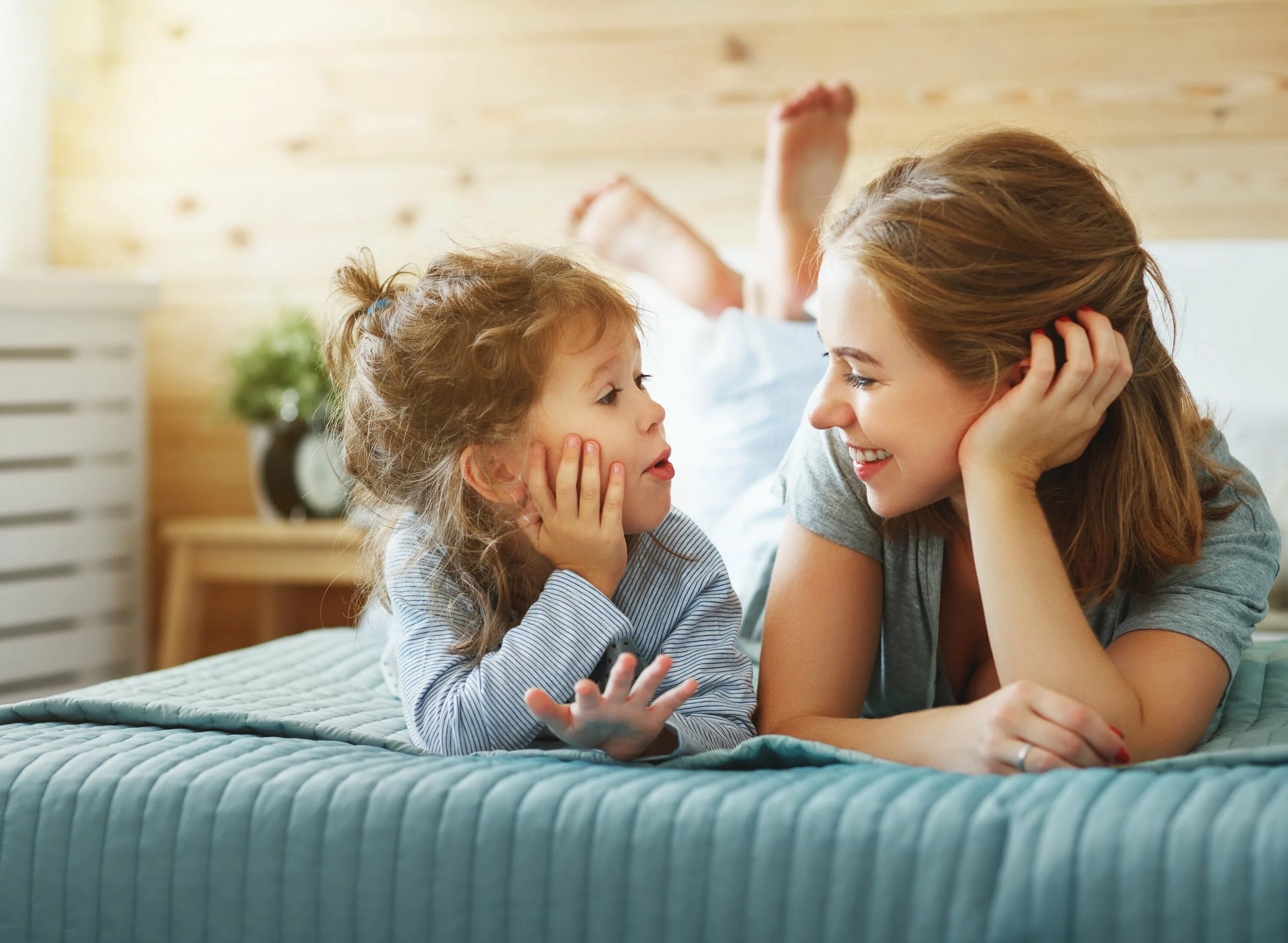 Telling and reading