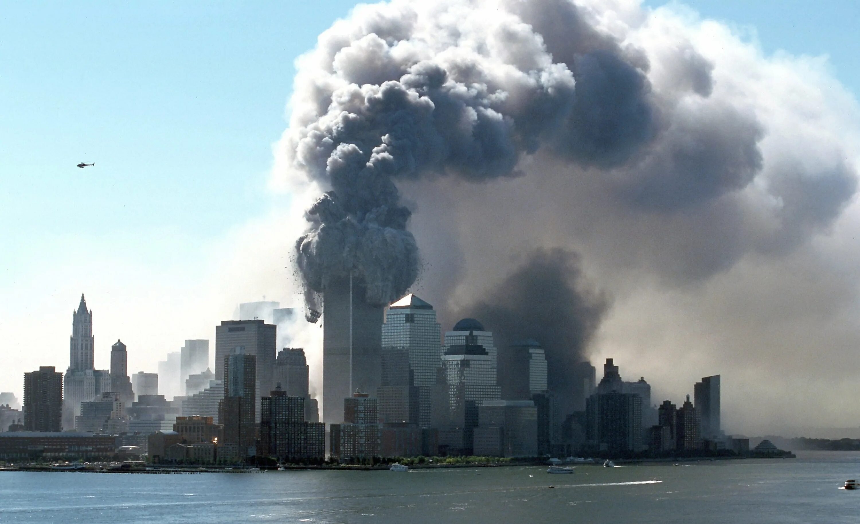 Башни-Близнецы 11 сентября 2001. Теракт 11 сентября 2001 года башни Близнецы. Нью Йорк 9 11.
