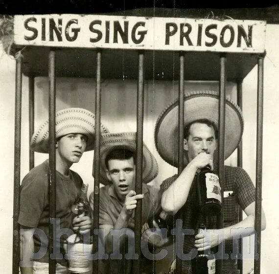 Синг это. Sing sing 1983. Тюрьма синг синг заключенные. Синг это. Синг синг штат нью-йорк.