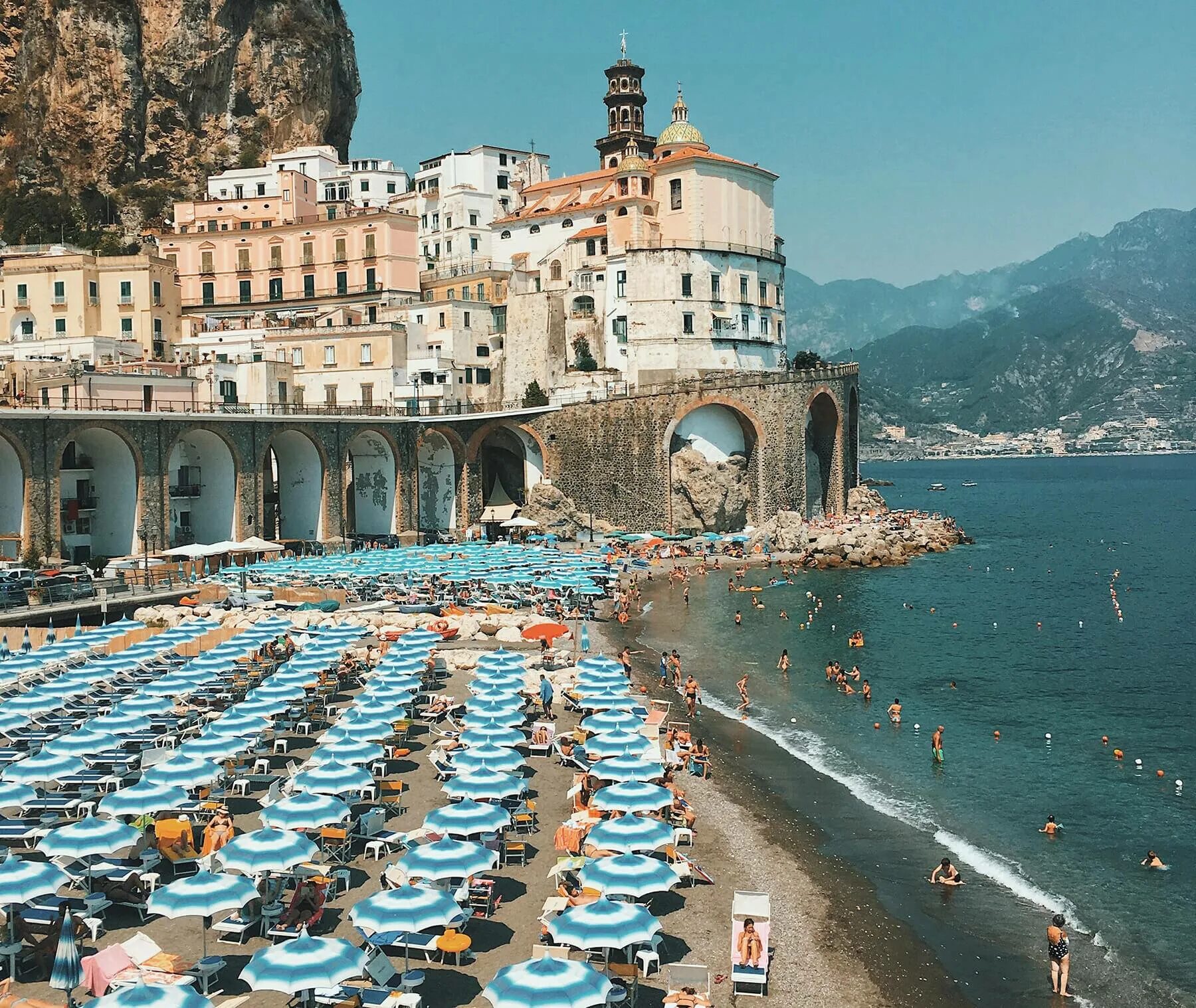 Отдых в европе. Isola bella сицилия. Италия море куда. Тирренское побережье италии. Римини италия.