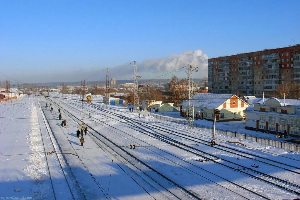 Речной вокзал новосибирск искитим. Станция Искитим. Искитим вокзал. Станция Искитим Новосибирская область. ЖД станция Искитим.