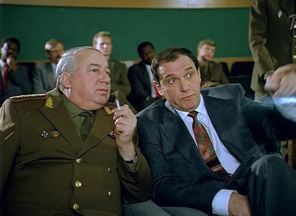 Русская церковь на брайтон бич. На дерибасовской хорошая погода на брайтон-бич. Брайтон бич дерибасовская. Гайдай на дерибасовской. Гайдай брайтон бич.