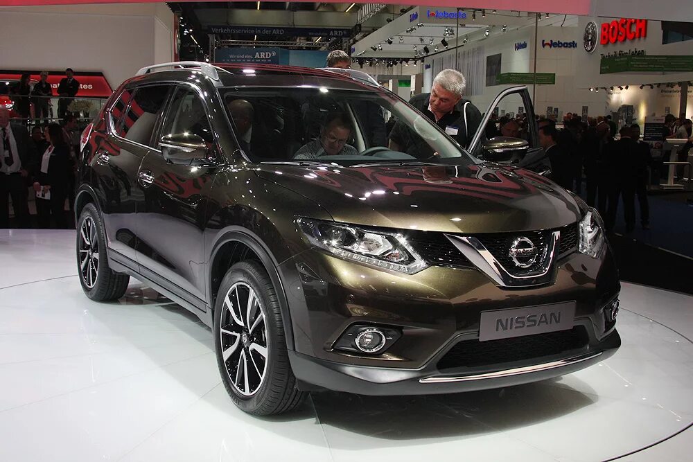 Ниссан икстрейл 32 купить. Ниссан х-Трейл т32. Nissan x-Trail 2022 коричневый. Nissan x-Trail t32 2022. Ниссан икстрейл т32 2021.