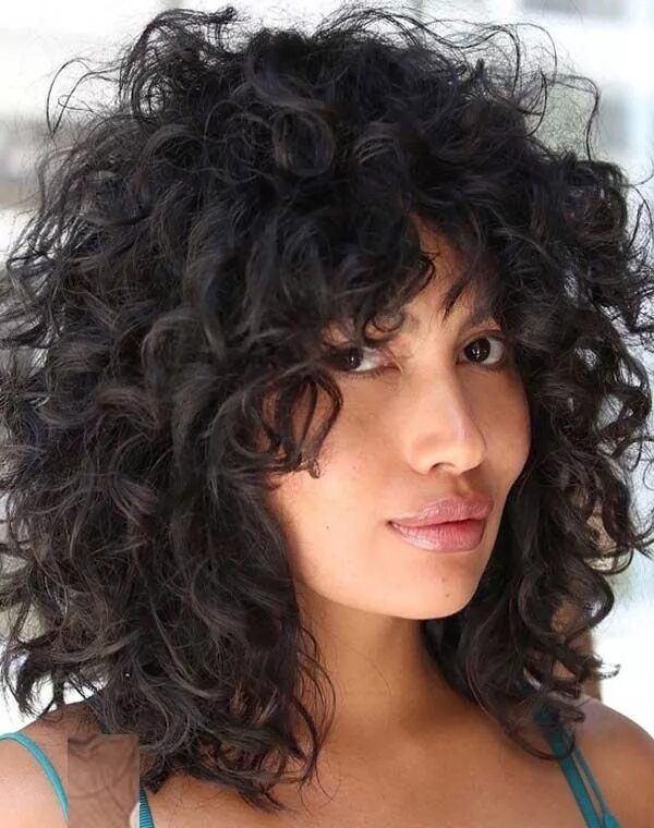 Curly curls. Керли шег. curly bob модель. боб кудри керли шег. шегги боб кудри.