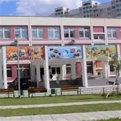 Школа 2045 зеленоград учителя начальных классов. Школа 2031 дмитриевского 13. Школа на улице дмитриевского. Корпус 2031 зеленоград. Корпус 2031.