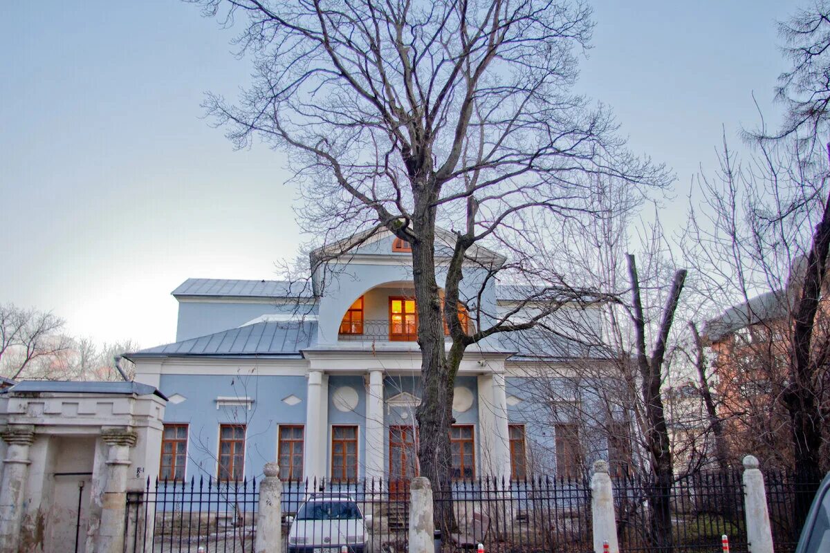 Токмаков переулок 21/2 усадьба струйских. Денисовский переулок москва. Усадьба струйского в москве. Токмаков переулок усадьба струйских. Музей русского искусства токмаков переулок.