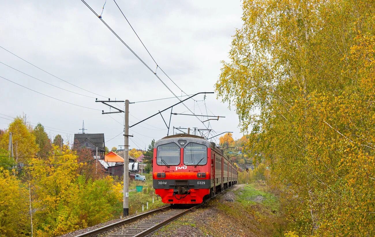 Электричка вышний волочек бологое. Расписание электричек тверь бологое. Ахпун кемеровская область. Электропоезд эт2м 098. Станция тверь.