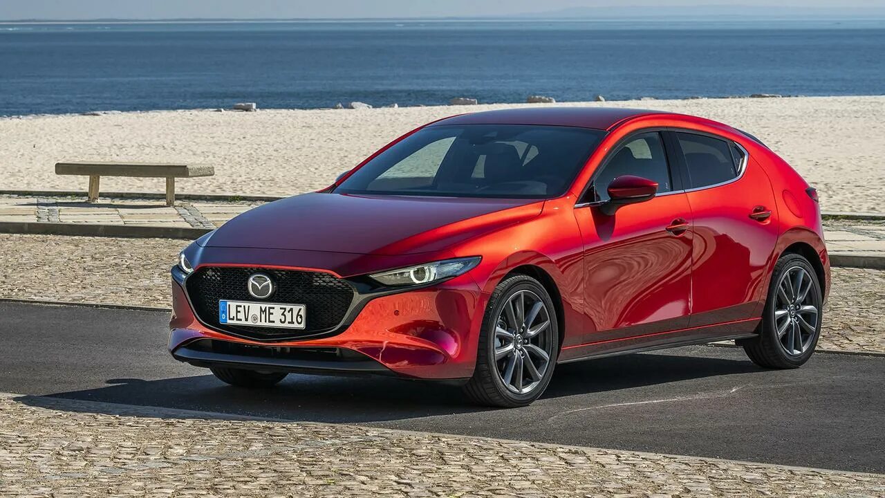 Mazda mazda3 хэтчбек. Мазда 3 стоит. Mazda mazda3 mps. Мазда 3 mps 2009. Мазда 3 стоит.