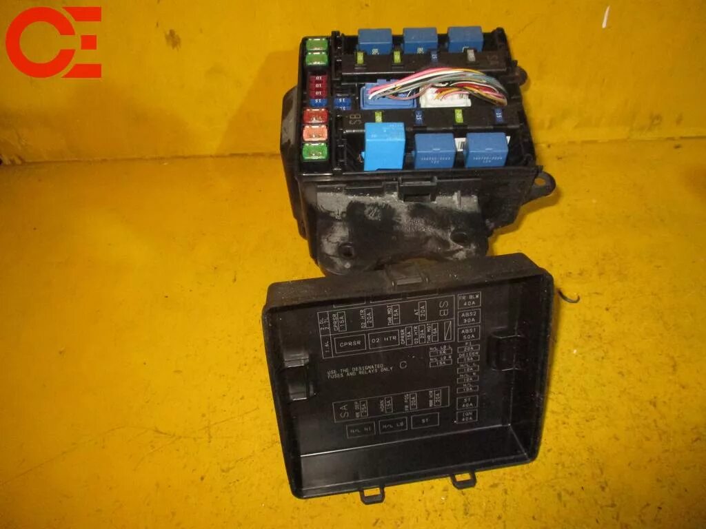 Блок предохранителей эскудо td61w. 36740-64j00. Предохранители сузуки эскудо 1996. Блок предохранителей сузуки ha23s. Предохранители suzuki escudo.