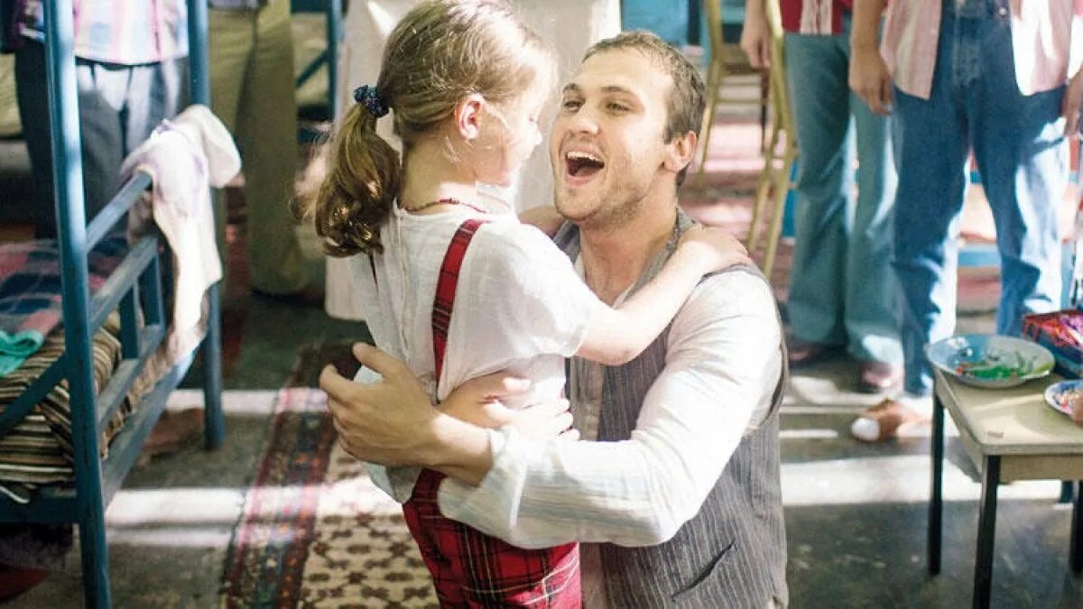 Чудо в камере 7 турецкий фильм. Чудо в камере семь. Miracle in cell no. Чудо в камере 7 турецкий фильм. Чудо в камере номер 7 турецкий сериал.