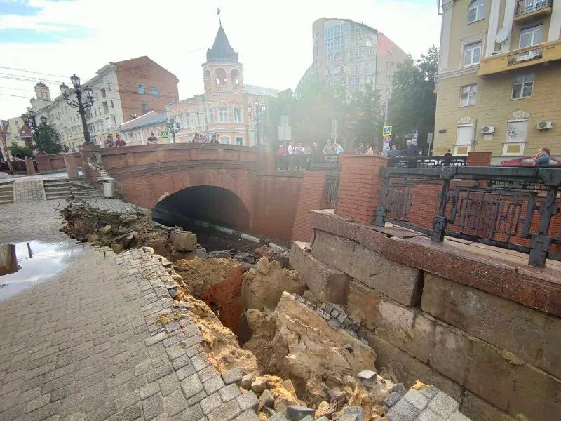 под каменным мостом. каменный мост самара. под каменным мостом. каменный мост через реку виточка. каменный мост ютаза.