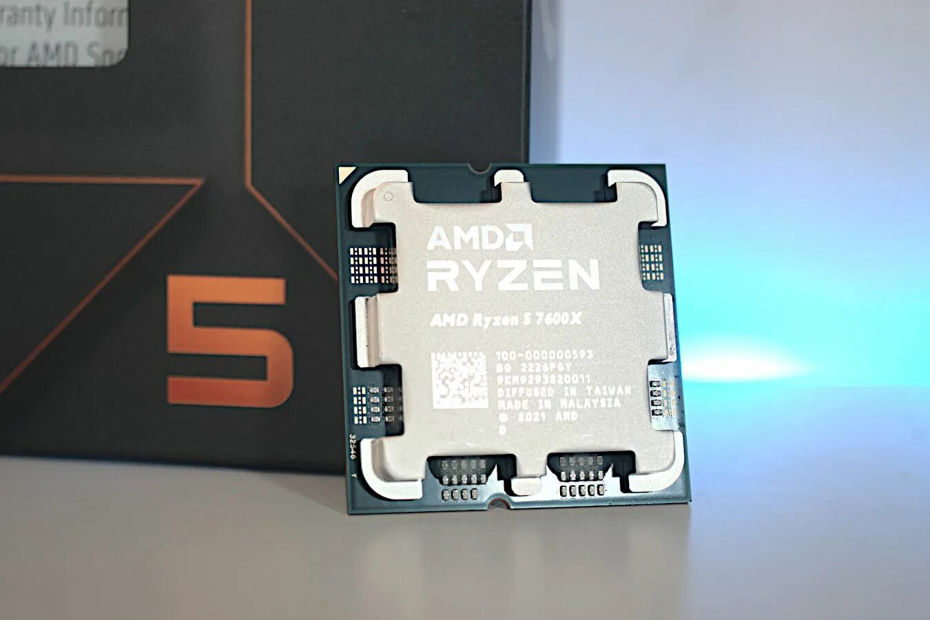 Ryzen 5 7600x vs i5. Ryzen 5 7600x. Процессор AMD Ryzen 5 7600 OEM. Ryzen 7 7600x. Ryzen 7 7700x.