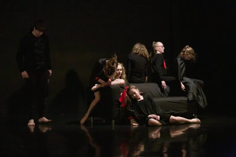 Как называется постановка. Как называется постановка. Как называется постановка. Иммерсивный театр постановка. Как называется постановка.