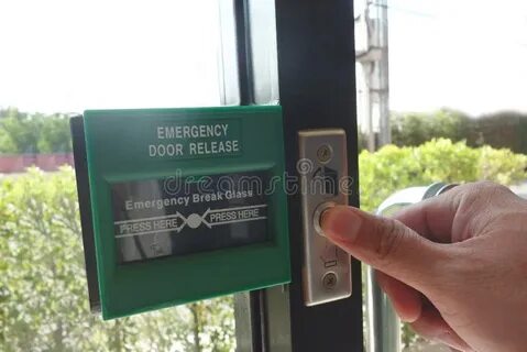 Door opening перевод