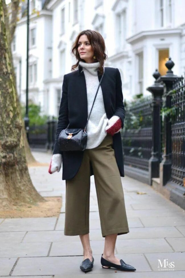 Кожаные кюлоты с сапогами. С чем носить кюлоты осенью. Кюлоты брюки женские зимние. Брюки кюлоты стрит стайл. Кюлоты с пиджаком.