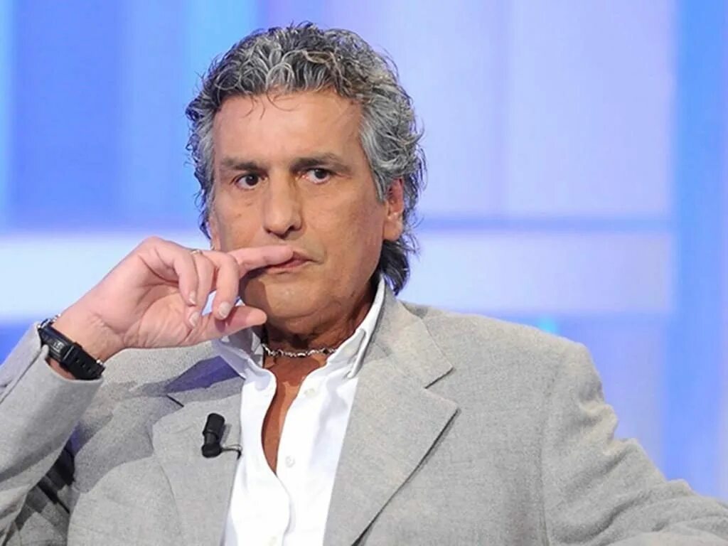 Тото кутуньо. Тото кутуньюююююююююю. Певица тото. Певица тото. Тото кутуньо африка.