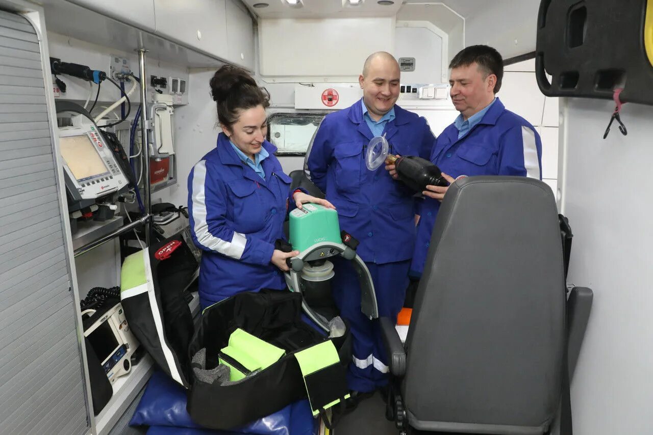 2 подстанция скорой. Городская станция скорой медицинской помощи. Реаниматолог скорой помощи. Станция скорой помощи Санкт-Петербург. Подстанция скорой помощи.