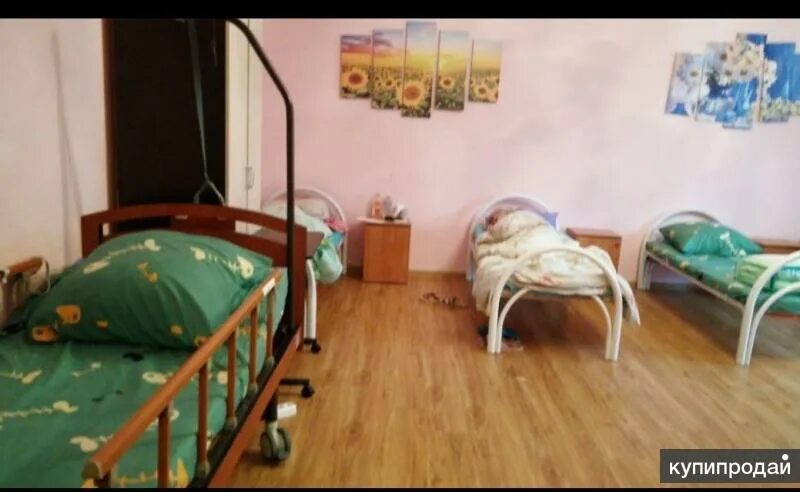 Пансионат доверие говорово отзывы. Пансионат для пожилых коммунарка. Пансионат для больных паркинсоном в москве. Дом престарелых коммунарка. Комната в пансионате для престарелых.