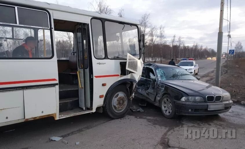 Авария автобуса ПАЗ В Калуге. Пазик аварии