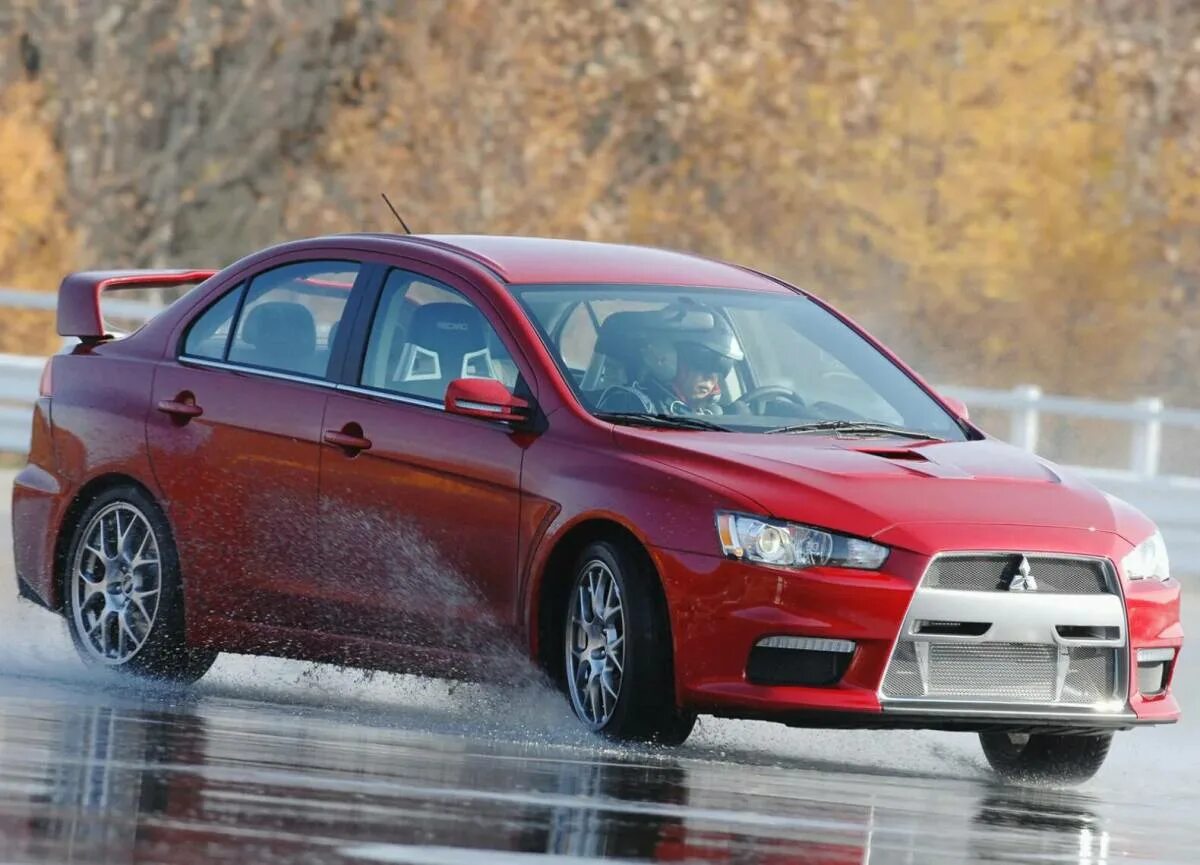 Мицубиси 10. Митсубиси Лансер 10 x. Митсубиси Лансер (Mitsubishi Lancer). Mitsubishi Lancer Evolution 10. Mitsubishi Lancer Evolution 10 2007.