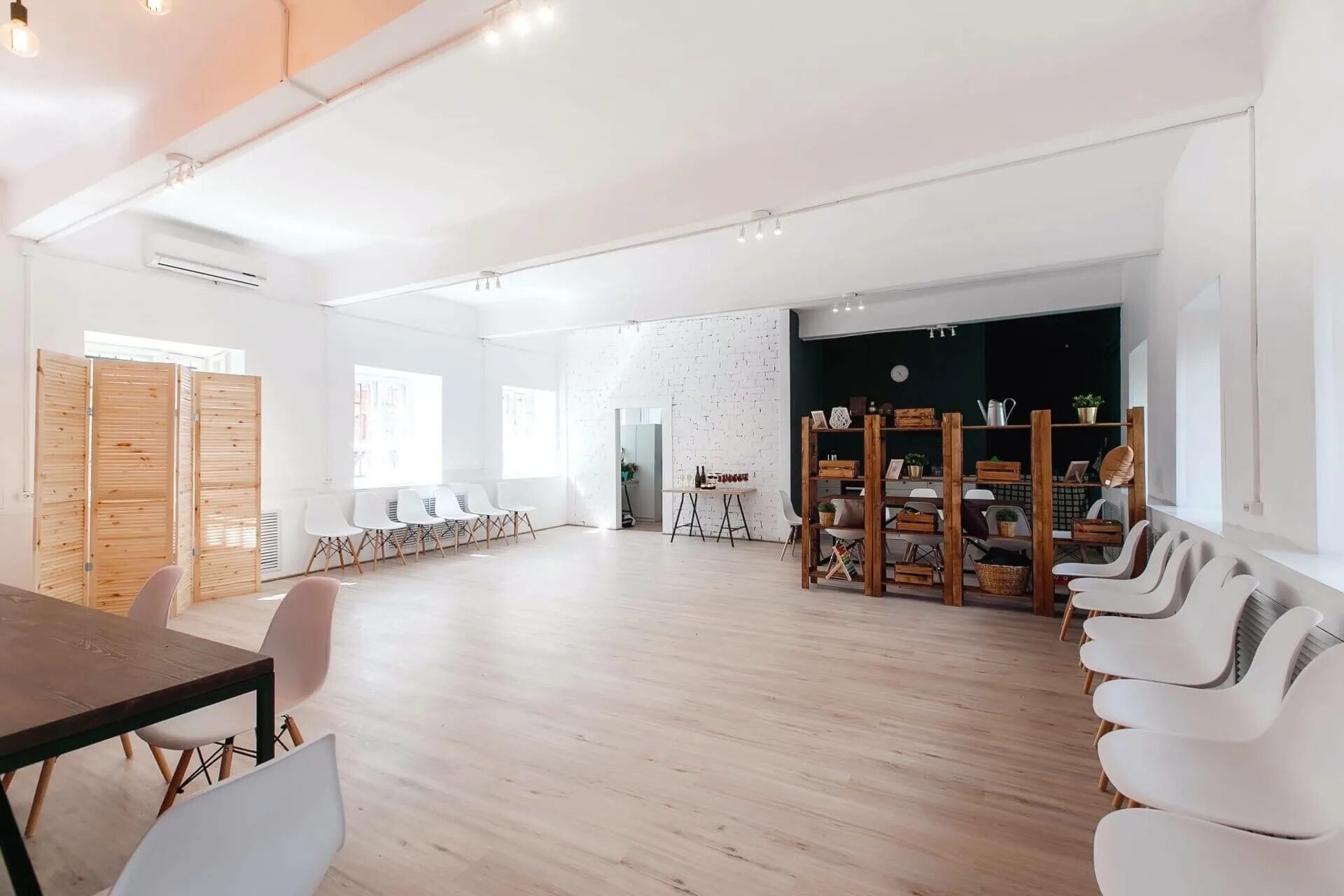 Маршал центр спб-. Конф зал. На красной глинке парк отель panorama. Digital loft, м. Помещение для проведения тренингов.