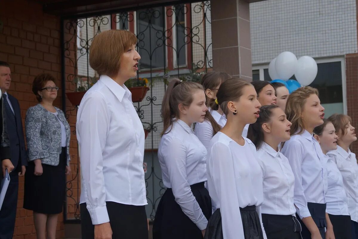 Сайт университетского лицея петрозаводск. Лицей 1 Петрозаводск. 13 Лицей Петрозаводск. Лицей 40 Петрозаводск. Гуденко Петрозаводск лицей.