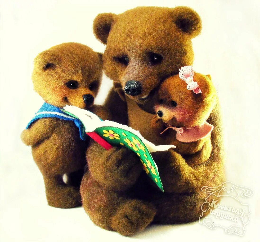Валяный Медвежонок. Валяная игрушка Медвежонок. Медведица с медвежатами игрушка. Мишка валяние. Nice toys