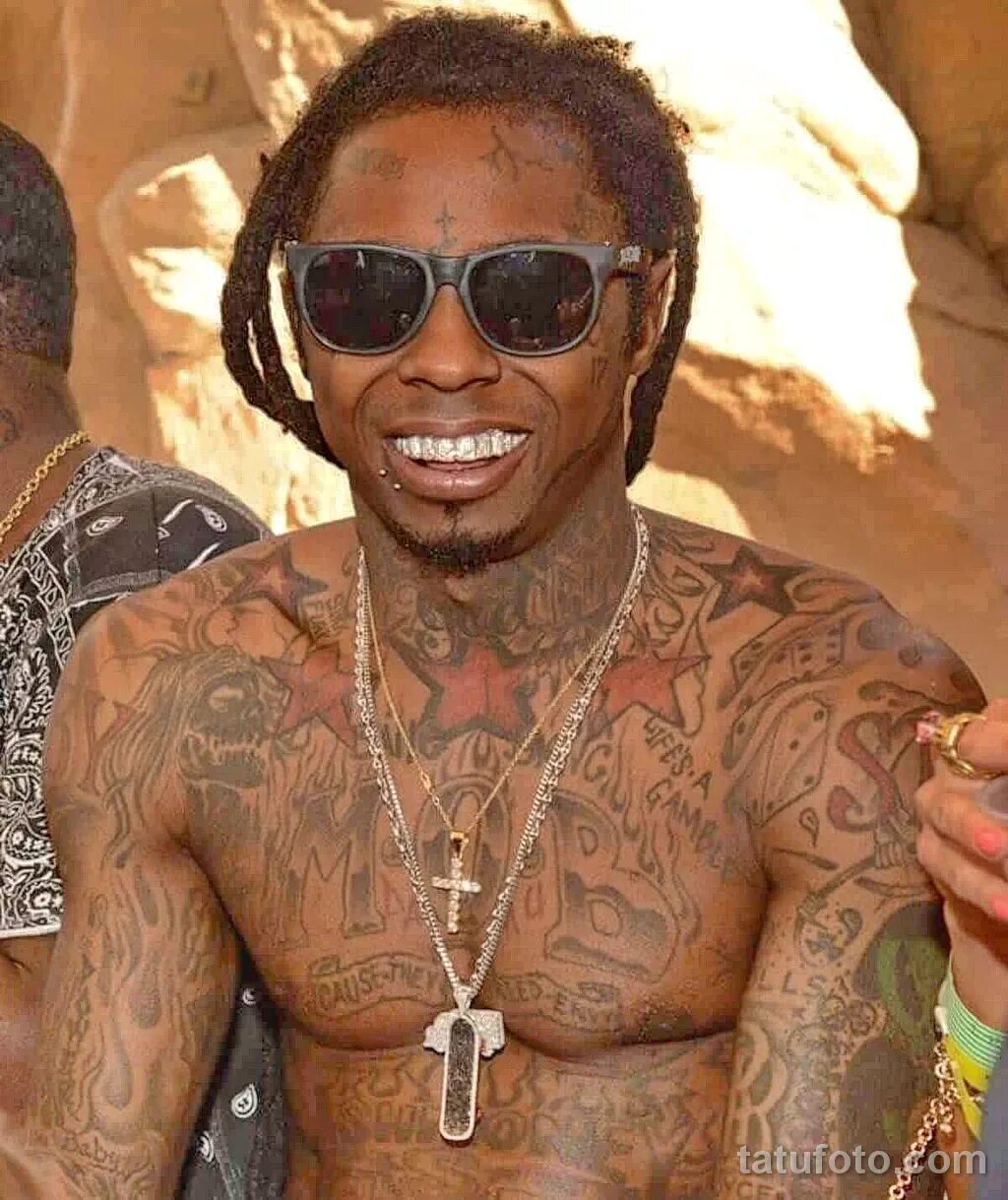 Тату на неграх. Лил Вейн тату. Lil Wayne Tattoo. Lil Wayne тату.