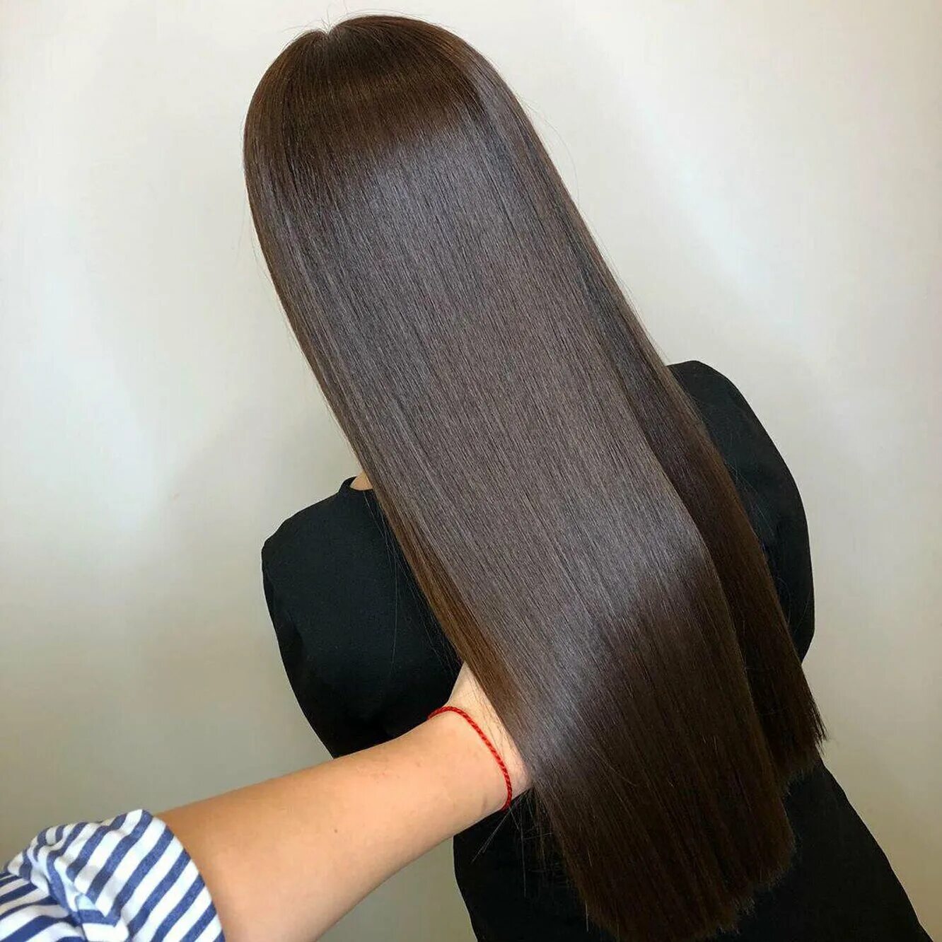 Цвет горький шоколад на волосах. Свет волос горки шоколад. Цвет горький шоколад на волосах. Горький шоколадный цвет волос. Цвет горький шоколад на волосах.