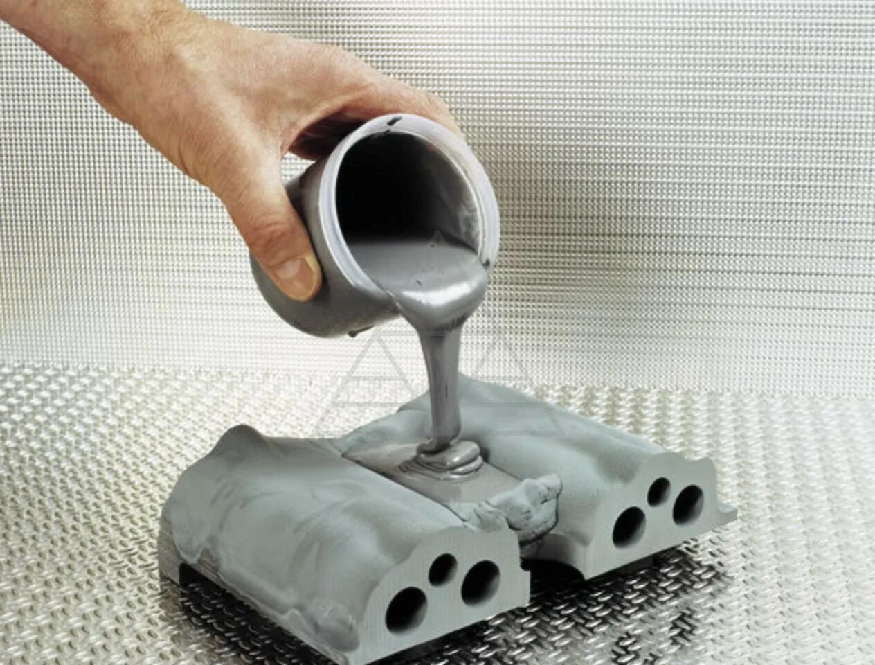 Заливка компаундом. Отливка полов. Литье деталей из пластика. Литье металла в песчано глинистые формы. Экопол наливной пол.