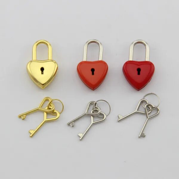 Ключ золото. Правило ключика и замочка. Замочек сердечко. Правило ключика и замочка. Золотой ключик.
