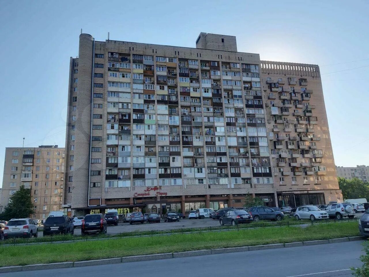 Загребский бульвар 21 санкт петербург. Сауна на загребский бульвар дом 21. Дом балкон санкт-петербург загребский бульвар. Загребский бульвар дом 21. Загребский бульвар,д.