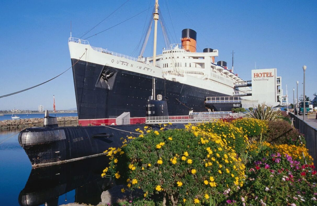 Мери квин. Корабль квин мери. queen mary корабль. трансатлантический лайнер queen mary.