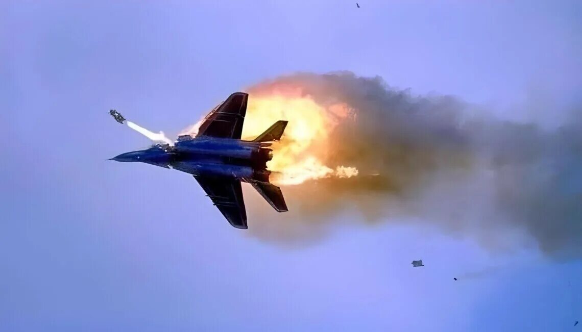 Сбивают русский самолет. Су-27 всу. Сбивают русский самолет. Су-25 в сирии. Су 25 всу.
