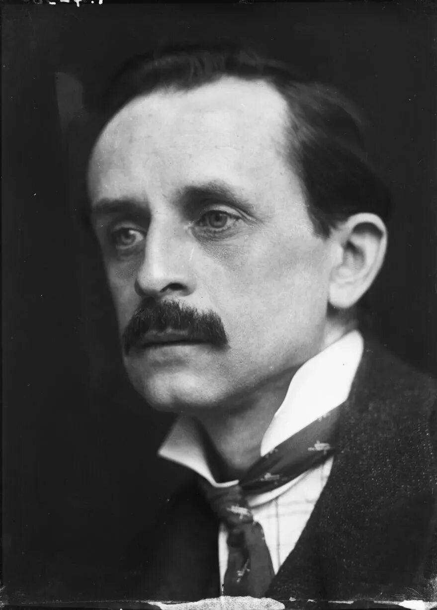 J m barrie the creator of peter. Sir james matthew barrie. james m barrie png.