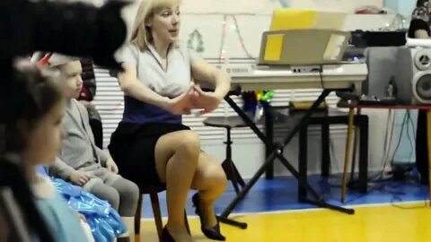 Под юбкой учительницы