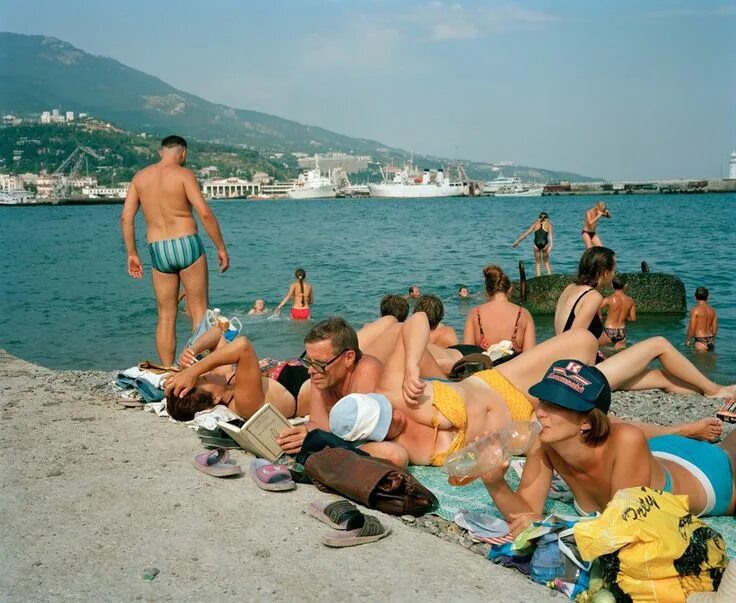 Ukraine 1990s: The city of Yalta on photos by Martin Parr 17 Martin parr, Phot